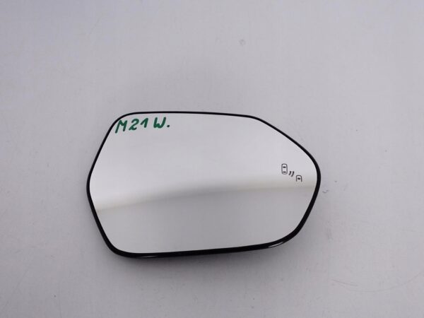 TOYOTA YARIS IV 4 GR 19- WKŁAD LUSTERKA PRAWY MARTWY PUNKT ASYSTENT TOYOTA YARIS IV 4 GR 19- WKŁAD LUSTERKA PRAWY MARTWY PUNKT ASYSTENT