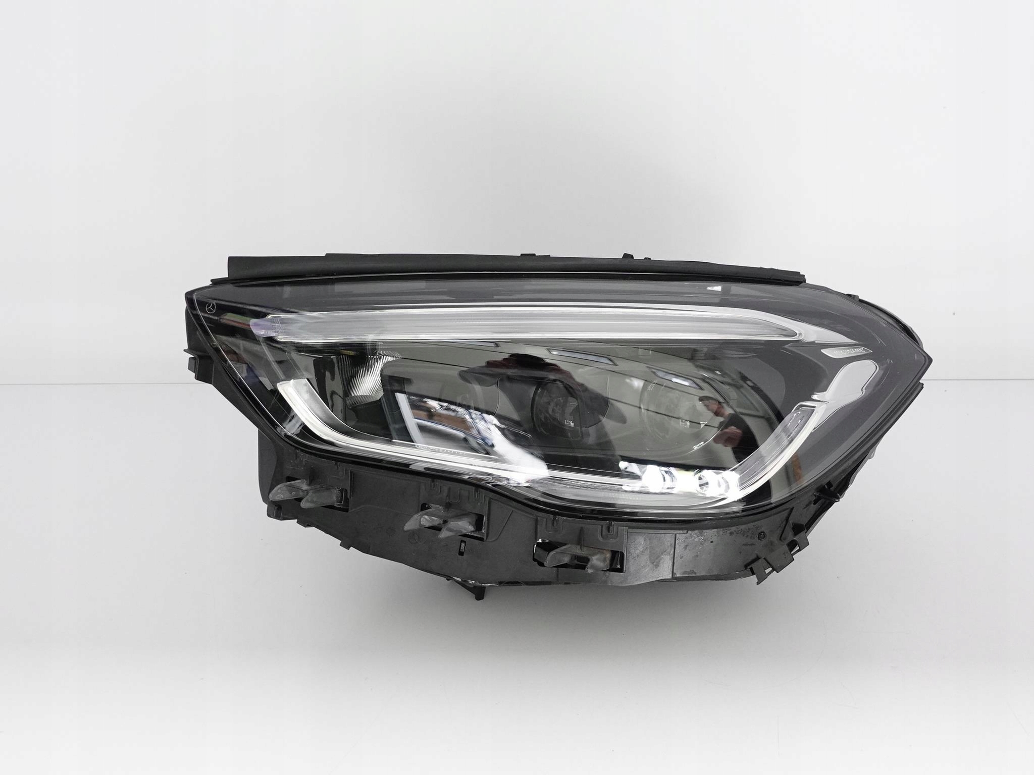 MERCEDES GLA II H247 19- FULL LED MULTIBEAM LAMPA MERCEDES GLA II H247 19- FULL LED MULTIBEAM LAMPA