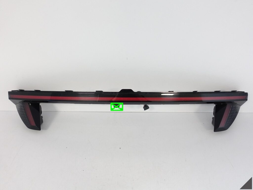 HYUNDAI TUCSON IV 4 NX4E 20- LAMPA LED BLENDA W BAGAŻNIK TYŁ EU