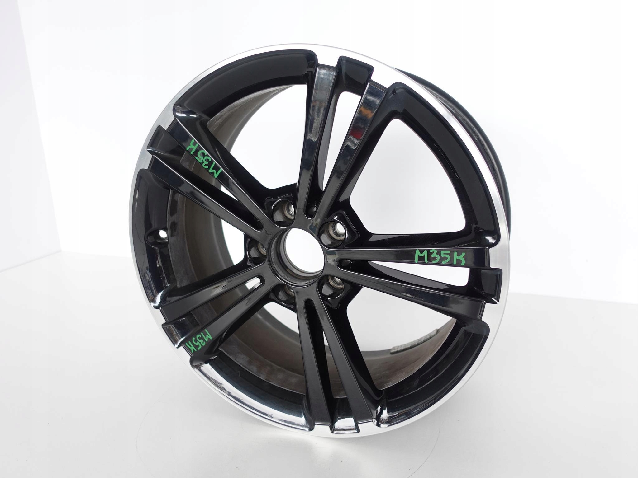 MERCEDES A-KLASA W177 7,5X18 ET49 5X112 FELGA MERCEDES A-KLASA W177 7,5X18 ET49 5X112 FELGA - obrazek 3