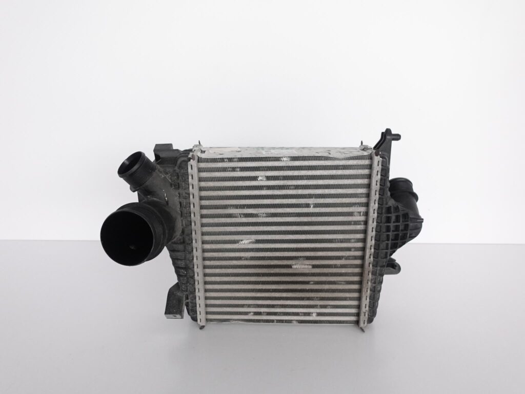 AUDI Q7 Q8 4M0 VW TOUAREG 760 INTERCOOLER LEWY AUDI Q7 Q8 4M0 VW TOUAREG 760 INTERCOOLER LEWY