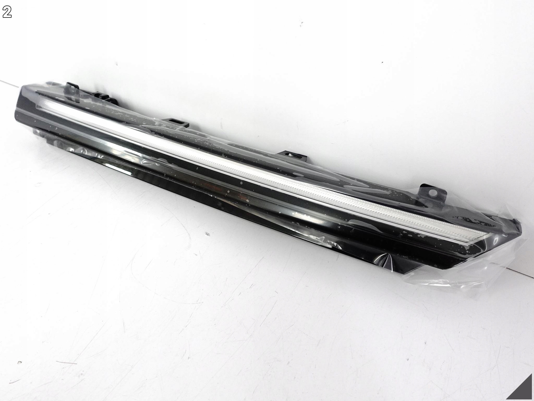 VW GOLF 8 VIII 5H0 19- GRILL ATRAPA LED DRL LISTWA OZDOBNA PODŚWIETLANE L VW GOLF 8 VIII 5H0 19- GRILL ATRAPA LED DRL LISTWA OZDOBNA PODŚWIETLANE L - obrazek 3