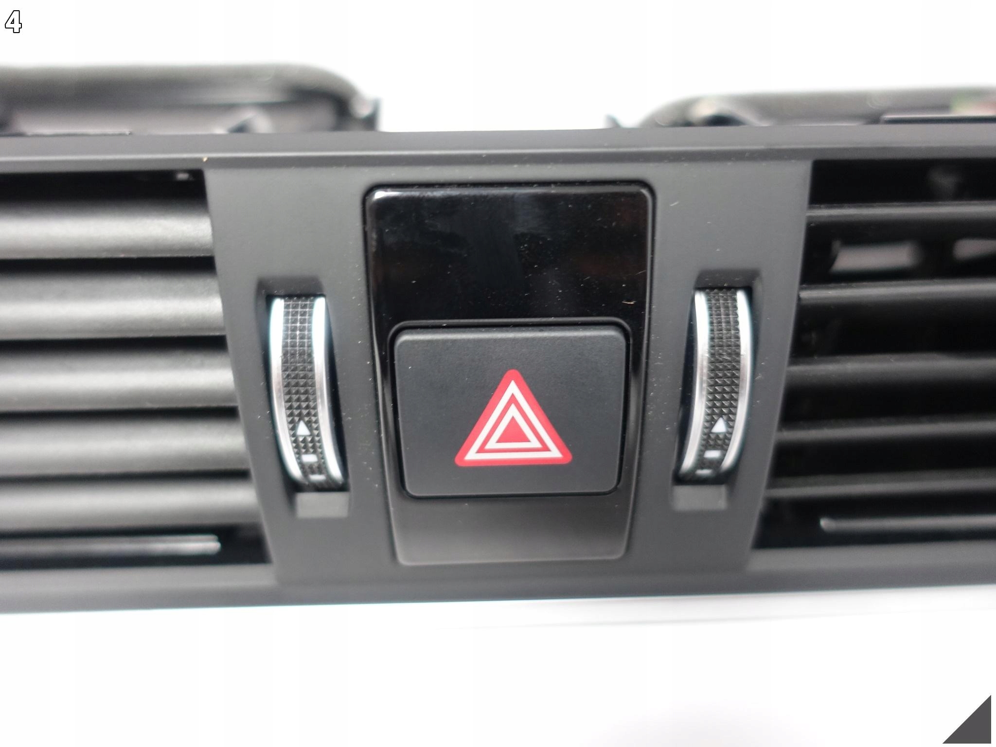 AUDI A7 A6 4G8 4G0 LIFT 14-18 KRATKA NAWIEWU ŚRODKOWA PRZEŁĄCZNIKI DEKOR AUDI A7 A6 4G8 4G0 LIFT 14-18 KRATKA NAWIEWU ŚRODKOWA PRZEŁĄCZNIKI DEKOR - obrazek 5
