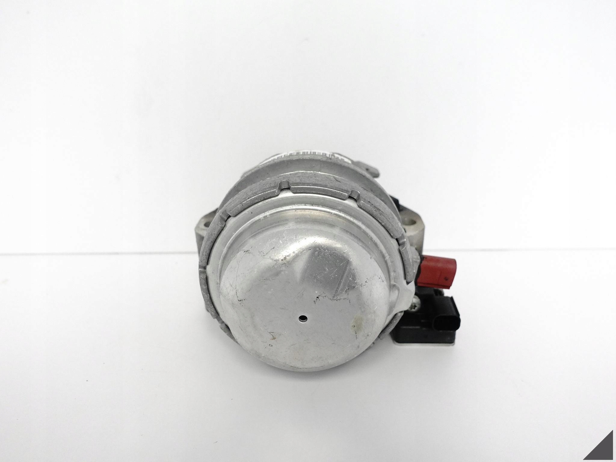 AUDI A8 S8 4H0 D4 LIFT 13-17 LEWA ŁAPA PODUSZKA PODPORA SILNIKA 4.0 TFSI AUDI A8 S8 4H0 D4 LIFT 13-17 LEWA ŁAPA PODUSZKA PODPORA SILNIKA 4.0 TFSI