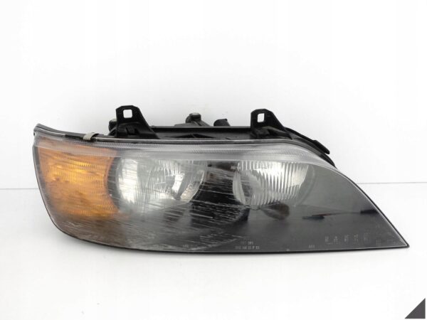 BMW Z3 E36 ROADSTER / COUPE 95-99 (PRZED LIFTEM) LAMPA HALOGEN PRAWA EUROPA BMW Z3 E36 ROADSTER / COUPE 95-99 (PRZED LIFTEM) LAMPA HALOGEN PRAWA EUROPA