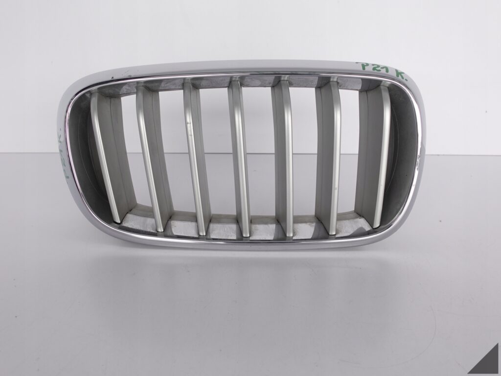 BMW X5 F15 13- GRILL KRATKA NERKA PRAWA BMW X5 F15 13- GRILL KRATKA NERKA PRAWA