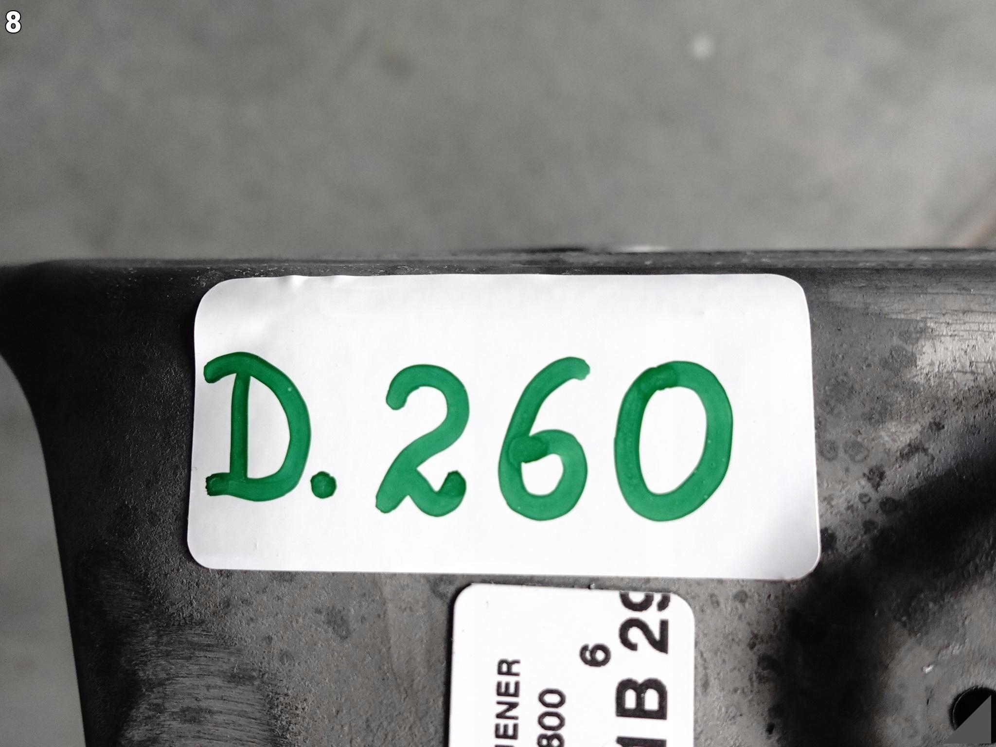 AUDI A8 S8 4H0 D4 09-17 LIFT STELAŻ ŚLIZG TUNELU ŚRODKOWEGO 4H0861831B LONG AUDI A8 S8 4H0 D4 09-17 LIFT STELAŻ ŚLIZG TUNELU ŚRODKOWEGO 4H0861831B LONG - obrazek 9