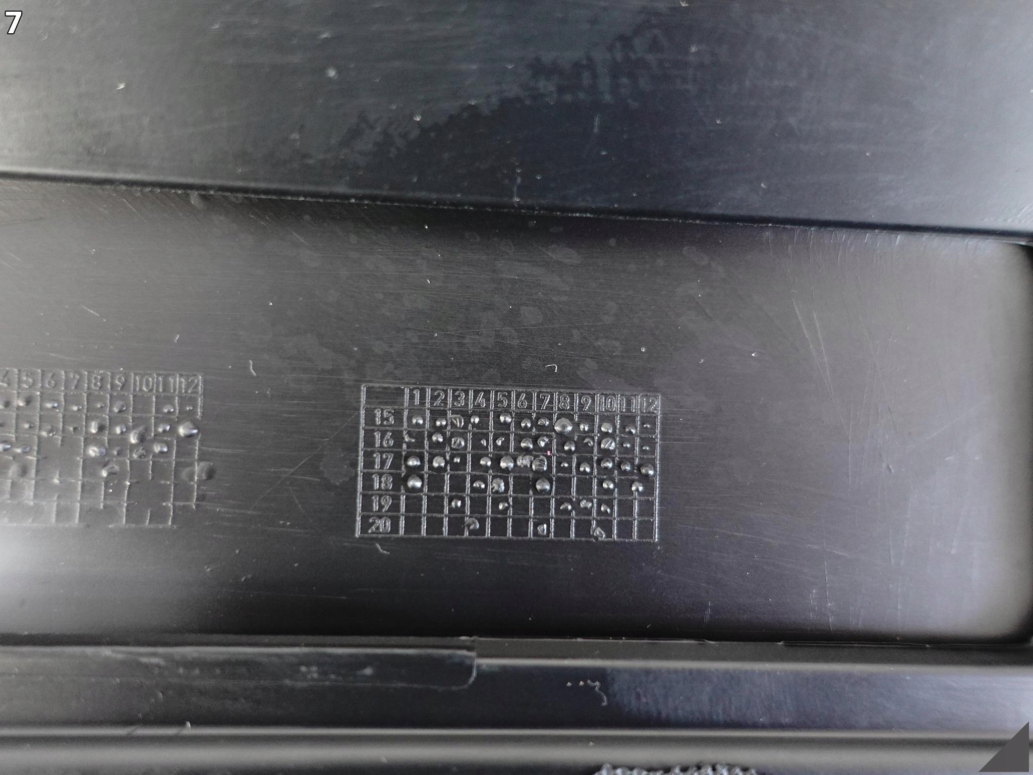 PORSCHE CAYENNE 7P5 958 11-17 DOLNA LISTWA OSŁONA DRZWI PRAWA TYŁ G2X ORG PORSCHE CAYENNE 7P5 958 11-17 DOLNA LISTWA OSŁONA DRZWI PRAWA TYŁ G2X ORG - obrazek 8