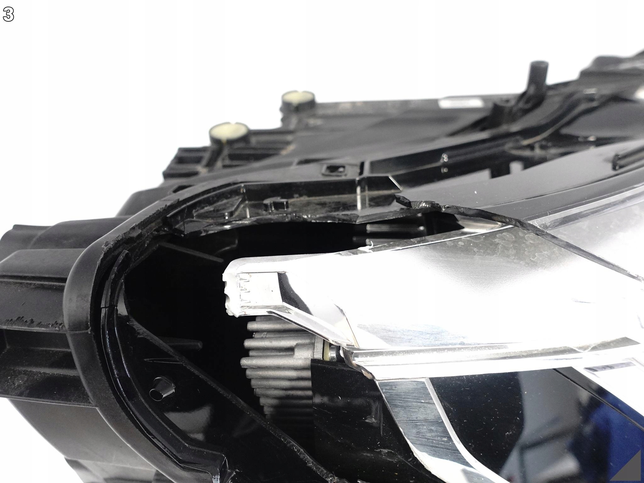 AUDI Q3 II 2 F3 83A 18- LAMPA FULL LED PRAWA PRZÓD EUROPA *034* USZKODZONA AUDI Q3 II 2 F3 83A 18- LAMPA FULL LED PRAWA PRZÓD EUROPA *034* USZKODZONA - obrazek 4