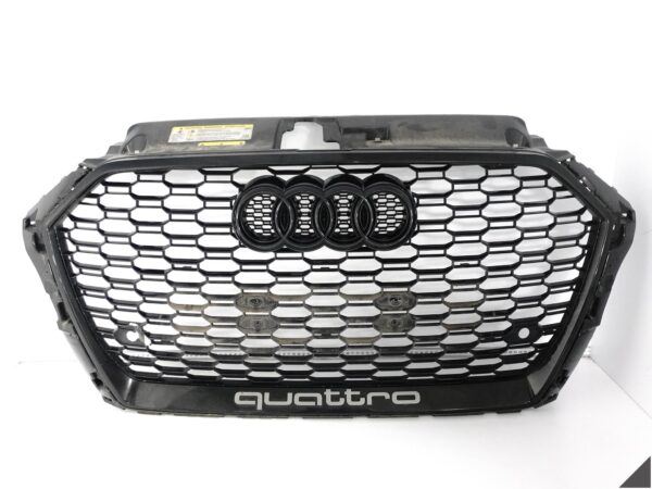 AUDI RS3 8V5 SEDAN LIMUZYNA LIFT 17-20 GRILL ATRAPA PRZÓD BEZ ACC RADARU AUDI RS3 8V5 SEDAN LIMUZYNA LIFT 17-20 GRILL ATRAPA PRZÓD BEZ ACC RADARU