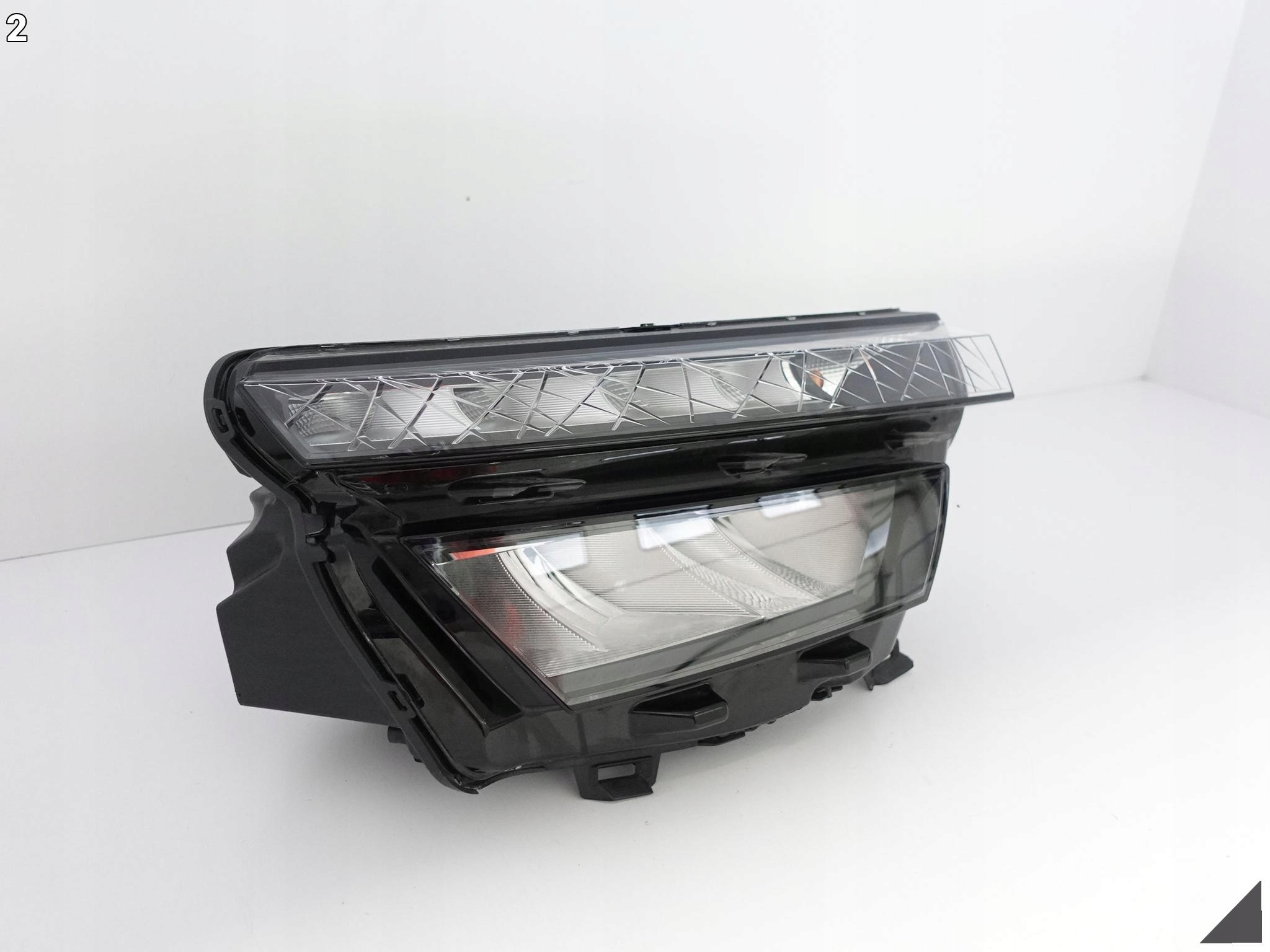 SKODA KAMIQ 685 19- ZWYKŁA BASIS CRYSTAL LIGHTING LAMPA PRAWA PRZÓD EU SKODA KAMIQ 685 19- ZWYKŁA BASIS CRYSTAL LIGHTING LAMPA PRAWA PRZÓD EU - obrazek 3