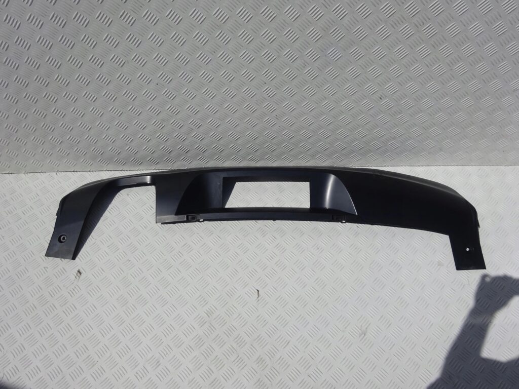 AUDI Q2 S LINE SPOILER DYFUZOR DOKŁADKA 81A807521E