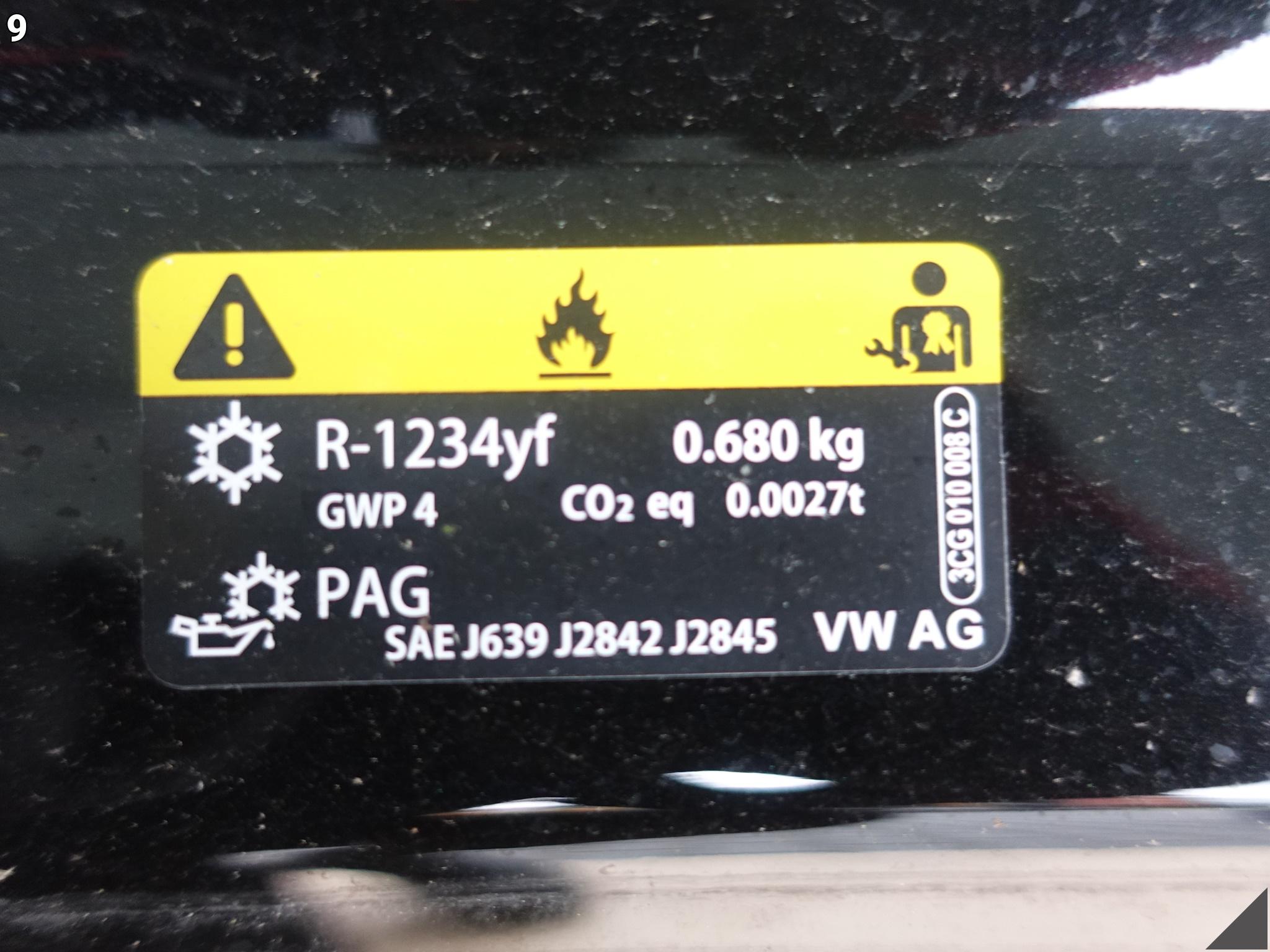VW TOUAREG 3 III 760 761 CR7 18- MASKA POKRYWA SILNIKA BONNET HOOD PRZÓD VW TOUAREG 3 III 760 761 CR7 18- MASKA POKRYWA SILNIKA BONNET HOOD PRZÓD - obrazek 10