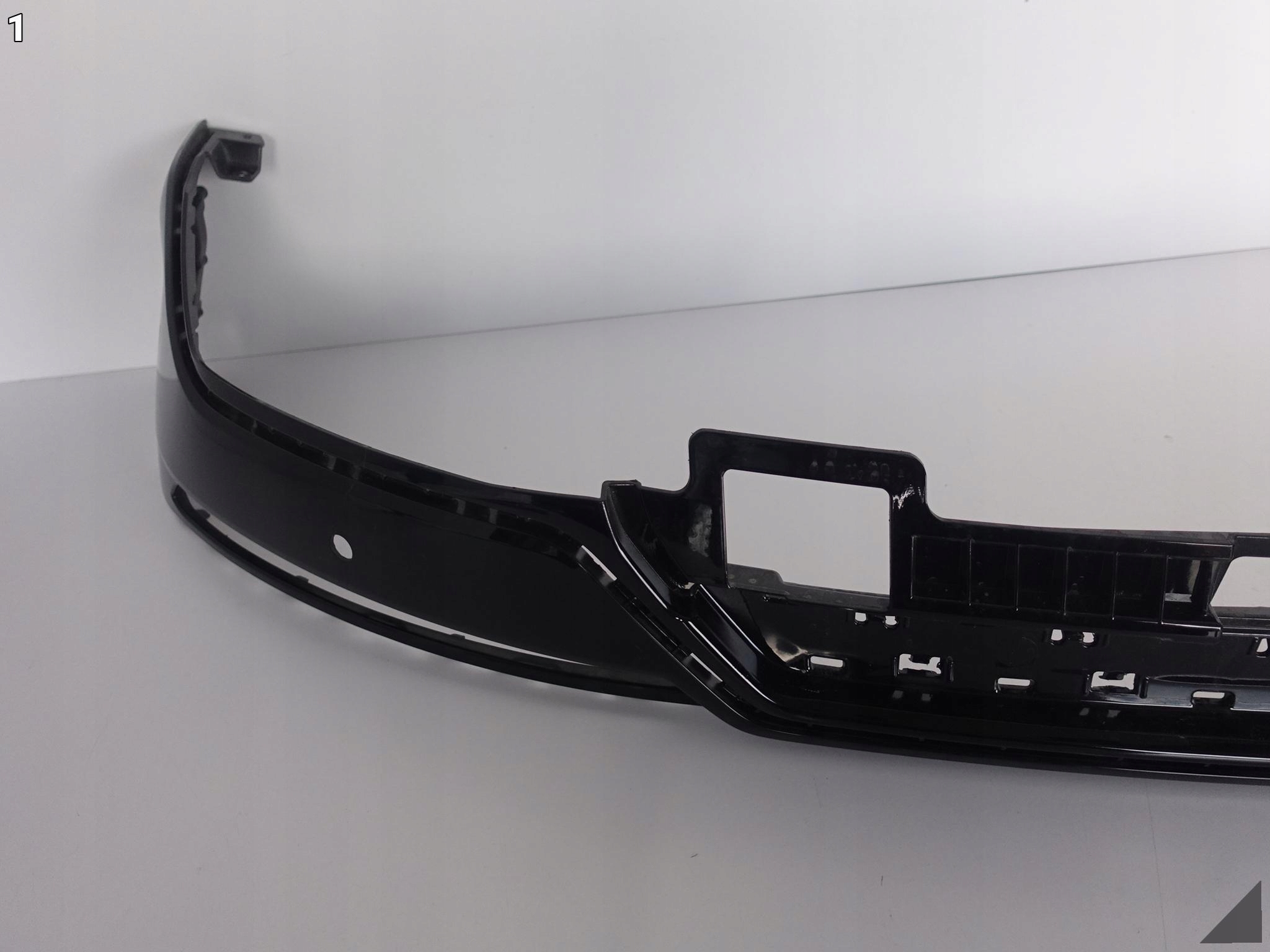 LAMBORGHINI URUS 4ML ZDERZAK SPOILER NAKŁADKA DOKŁADKA TYŁ LAMBORGHINI URUS 4ML ZDERZAK SPOILER NAKŁADKA DOKŁADKA TYŁ - obrazek 2