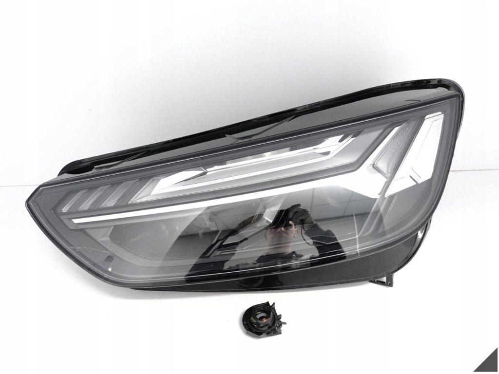 AUDI Q5 SQ5 II 80A FY LIFT 21- MATRIX FULL LED LAMPA LEWA PRZÓD EU *035E*