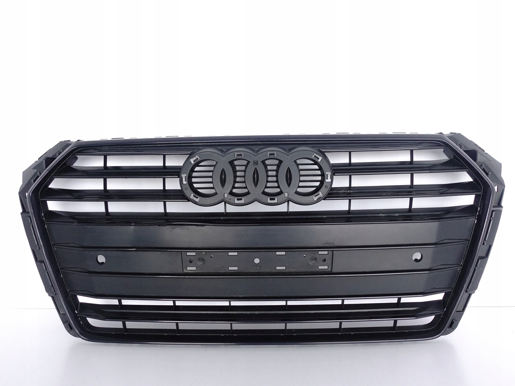 AUDI A4 B9 8W0 S-LINE 15-19 GRILL ATRAPA BLACK CZARNY AUDI A4 B9 8W0 S-LINE 15-19 GRILL ATRAPA BLACK CZARNY