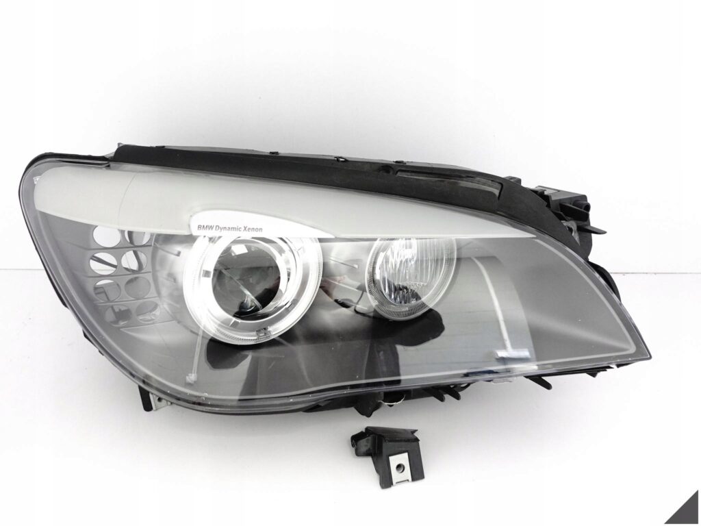 BMW 7 F01 F02 08-13 (PRZED LIFTEM) LAMPA XENON SKRĘTNA DYNAMIC PRAWA EUROPA BMW 7 F01 F02 08-13 (PRZED LIFTEM) LAMPA XENON SKRĘTNA DYNAMIC PRAWA EUROPA