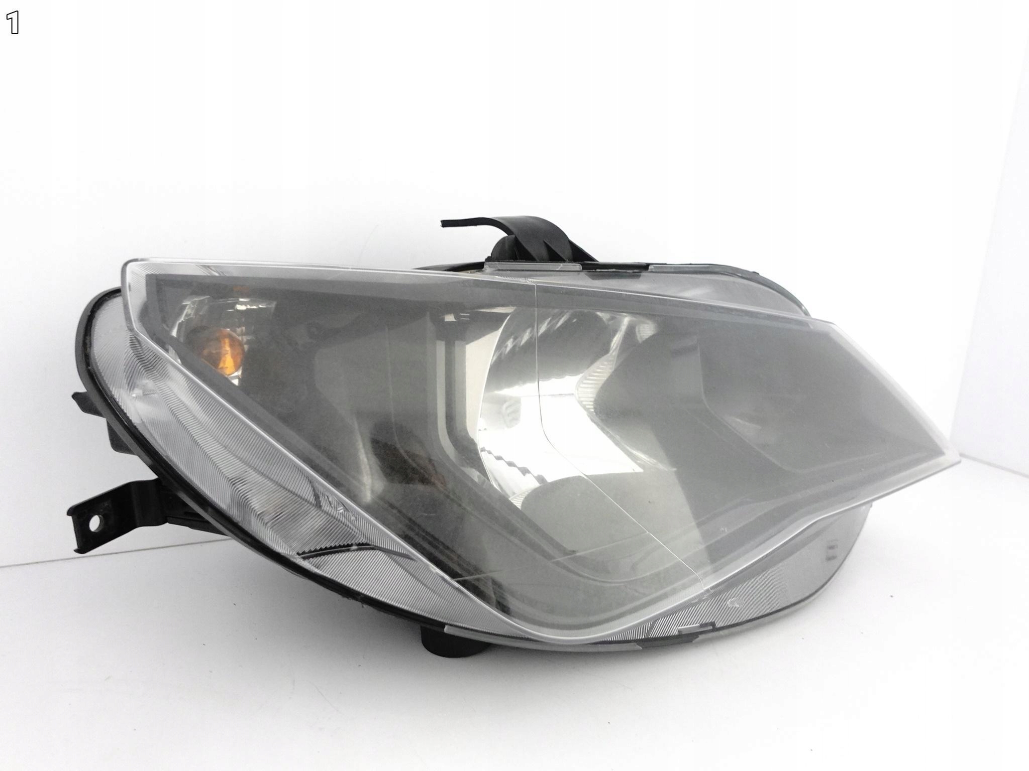SEAT IBIZA IV 4 LIFT 6J1 FR 12-15 LAMPA ZWYKŁA HALOGEN H7 CIEMNA PRAWA EU SEAT IBIZA IV 4 LIFT 6J1 FR 12-15 LAMPA ZWYKŁA HALOGEN H7 CIEMNA PRAWA EU - obrazek 2