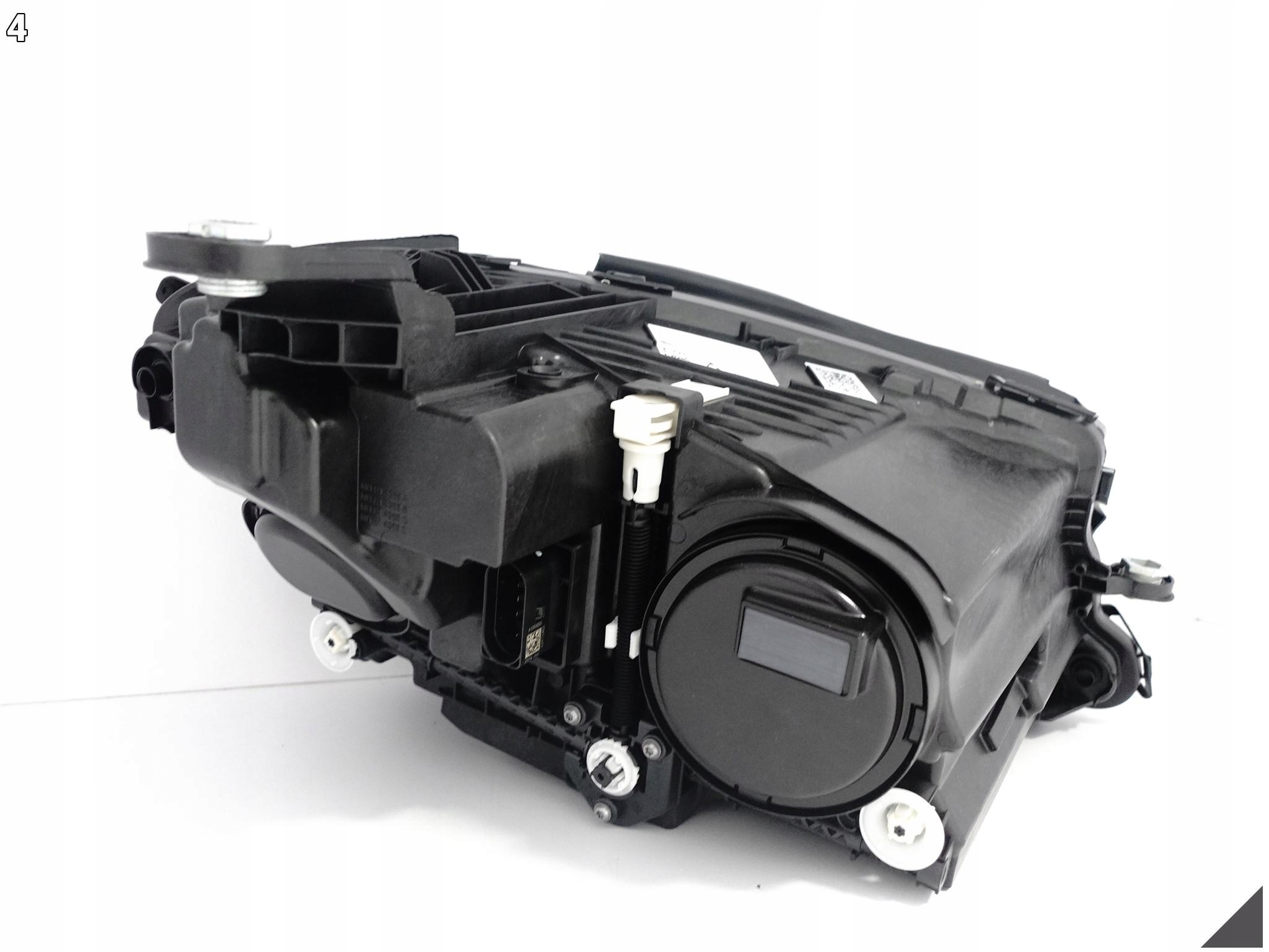 MERCEDES E-KLASA W213 S213 LIFT 20- LAMPA FULL LED MULTIBEAM NOWA HELLA EU MERCEDES E-KLASA W213 S213 LIFT 20- LAMPA FULL LED MULTIBEAM NOWA HELLA EU - obrazek 5