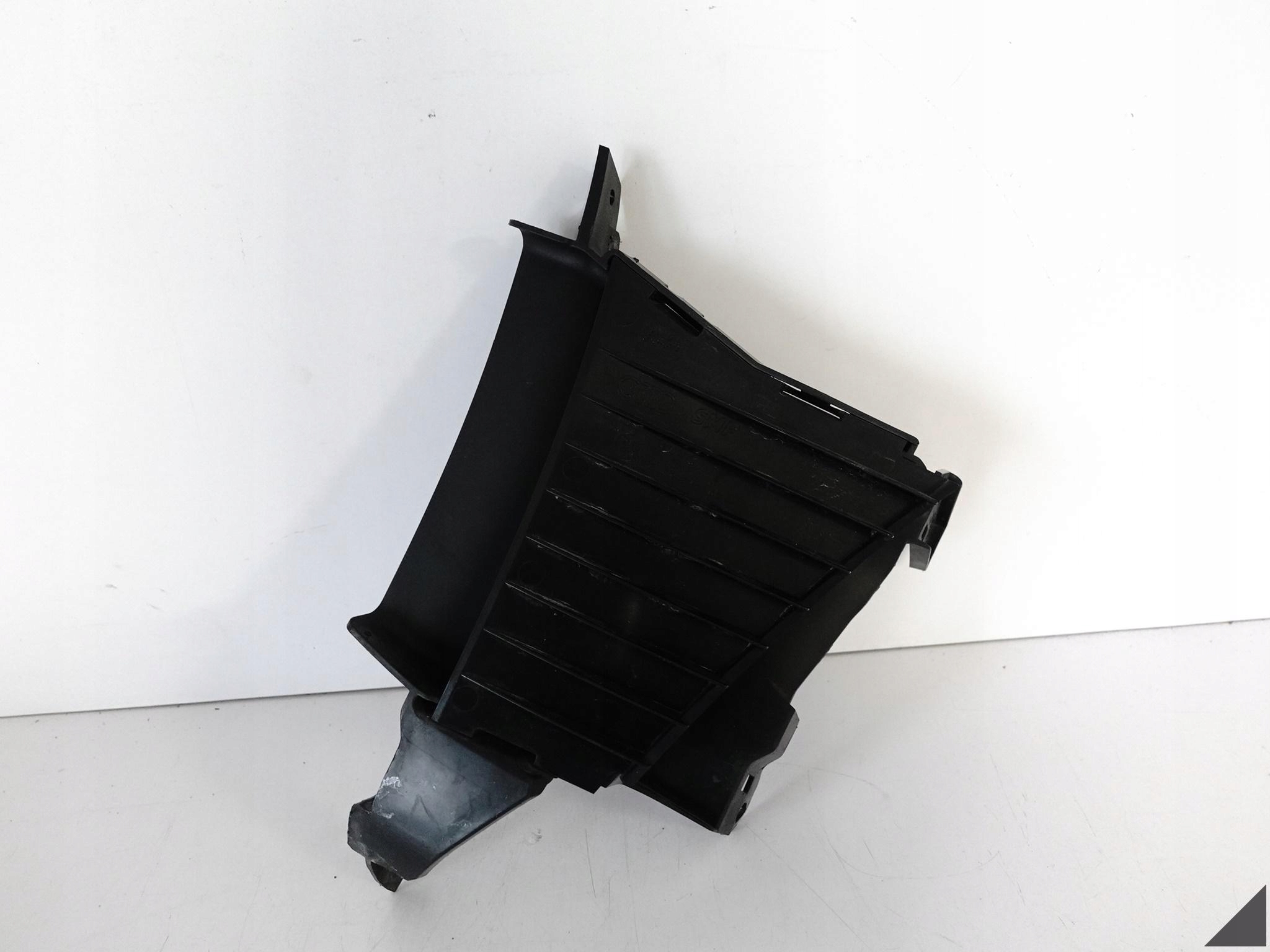 AUDI A4 B9 8W0 LIFT 19- ZWYKŁY /BASIS WLOT KIEROWNICA POWIETRZA PRAWA PRZÓD AUDI A4 B9 8W0 LIFT 19- ZWYKŁY /BASIS WLOT KIEROWNICA POWIETRZA PRAWA PRZÓD