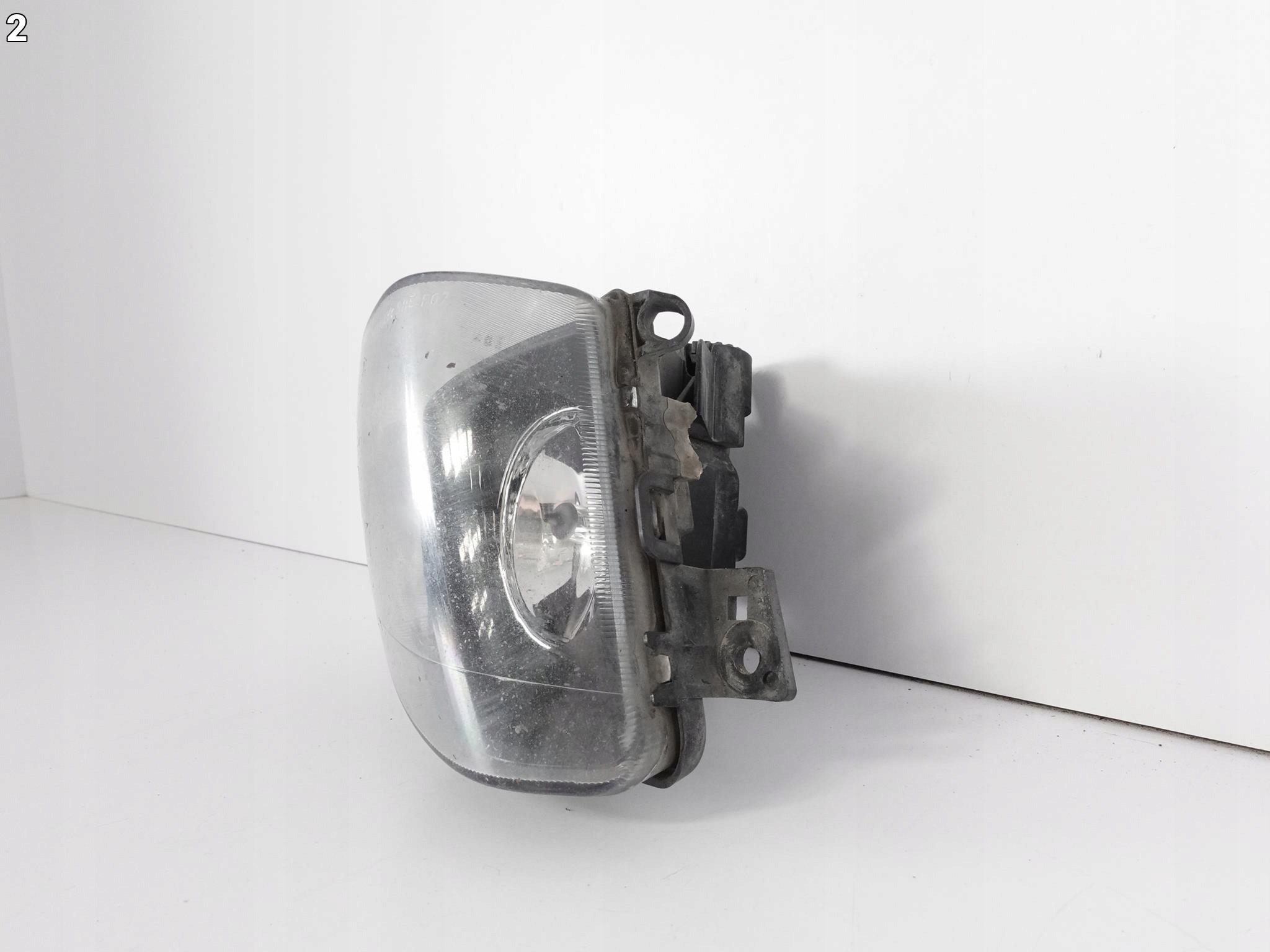 BMW F07 GT HALOGEN W ZDERZAK PRAWY PRZÓD BMW F07 GT HALOGEN W ZDERZAK PRAWY PRZÓD - obrazek 3