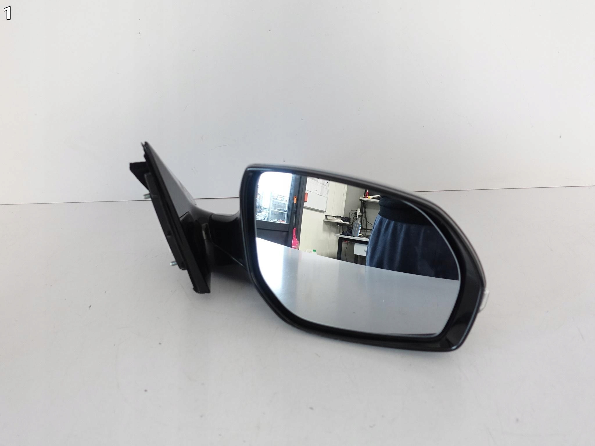 HYUNDAI SANTA FE III 3 15-18 LIFT LUSTERKO PRAWE ASYSTENT KAMERA 20PIN HYUNDAI SANTA FE III 3 15-18 LIFT LUSTERKO PRAWE ASYSTENT KAMERA 20PIN - obrazek 2