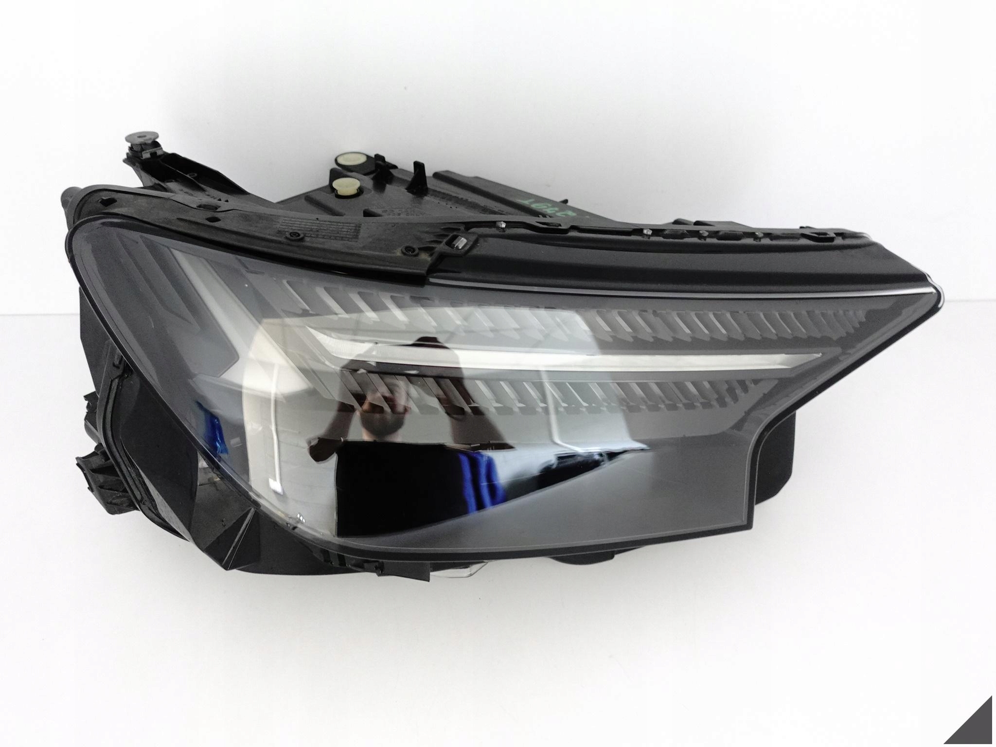 AUDI Q4 E-TRON 89A 21- LAMPA MATRIX HIGH FULL LED PRAWA PRZÓD EUROPA *036D* AUDI Q4 E-TRON 89A 21- LAMPA MATRIX HIGH FULL LED PRAWA PRZÓD EUROPA *036D*