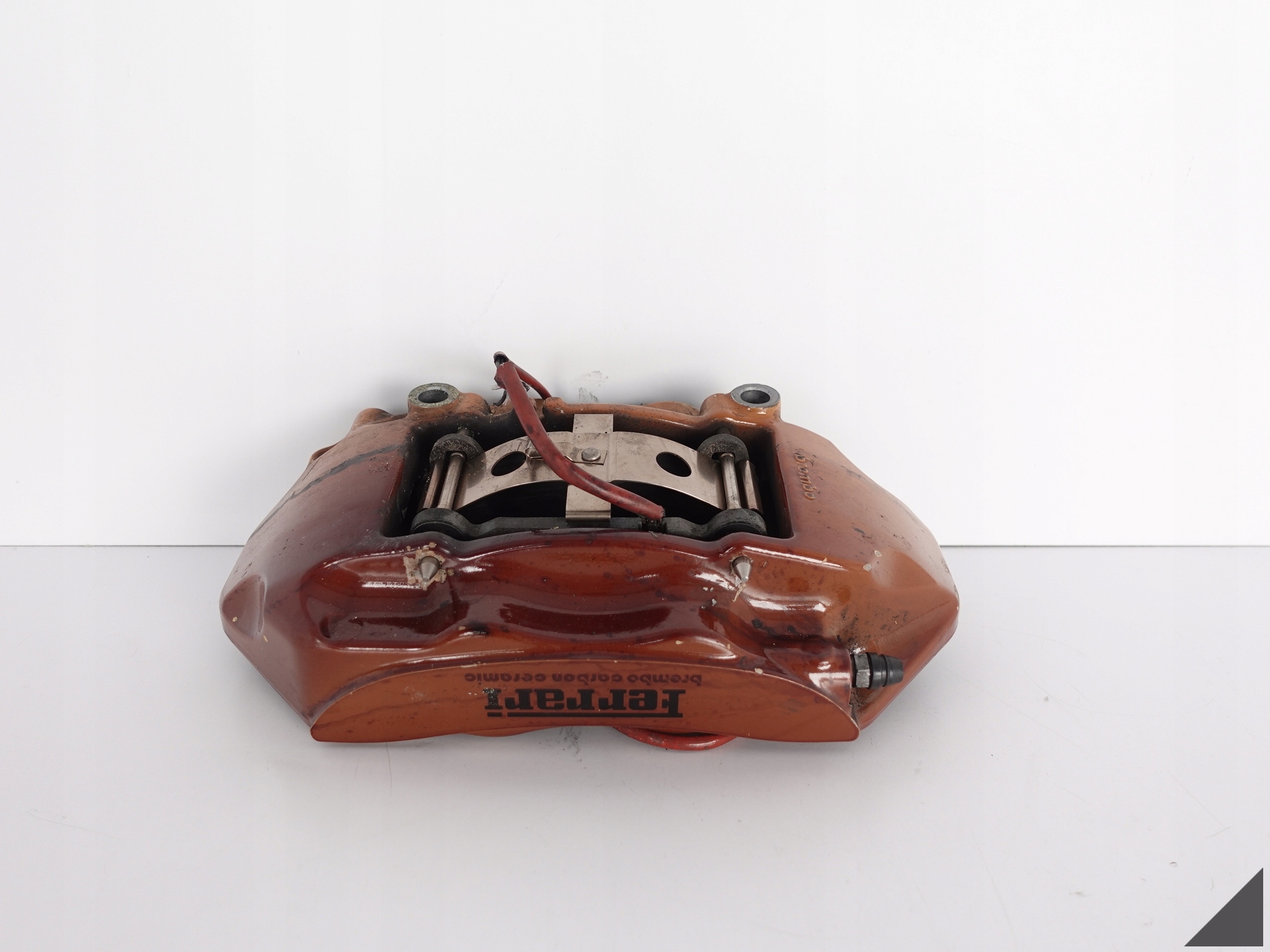 FERRARI 458 ITALIA ZACISK KLOCKI LEWY TYŁ BREMBO FERRARI 458 ITALIA ZACISK KLOCKI LEWY TYŁ BREMBO