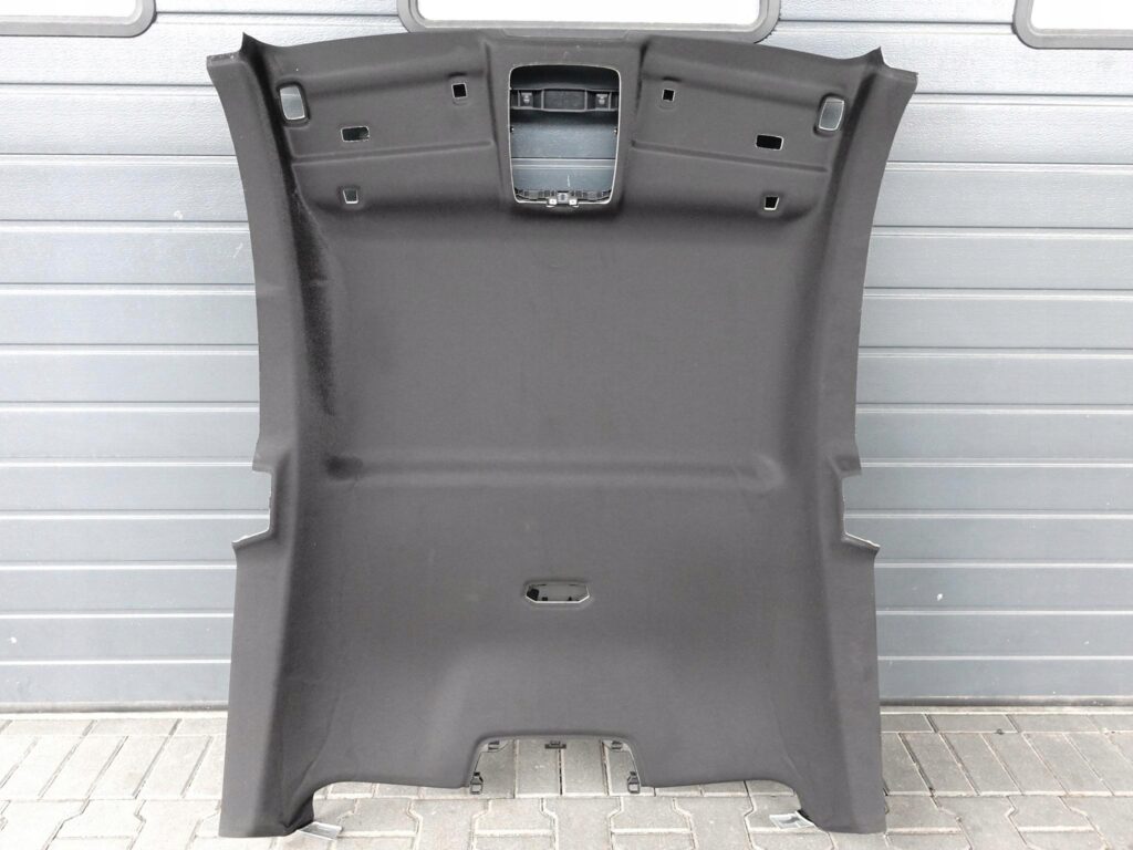 BMW 4 G22 M4 G82 COUPE 20- PODSUFITKA TAPICERKA CZARNA BMW 4 G22 M4 G82 COUPE 20- PODSUFITKA TAPICERKA CZARNA