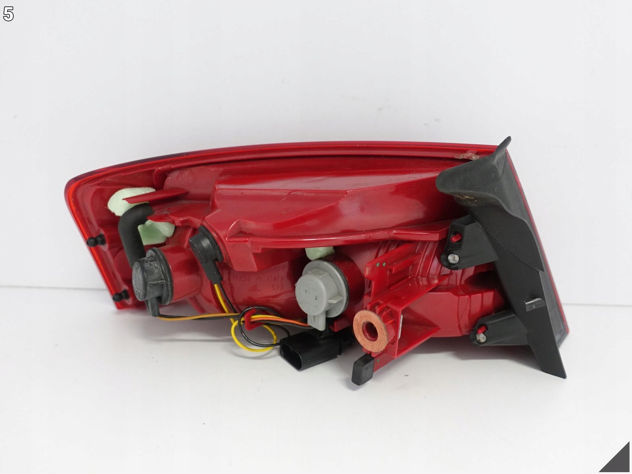 AUDI A5 S5 RS5 8T0 07-11 LAMPA PRAWA TYŁ ZWYKŁA ŻARÓWKA EU 8T0945096 AUDI A5 S5 RS5 8T0 07-11 LAMPA PRAWA TYŁ ZWYKŁA ŻARÓWKA EU 8T0945096 - obrazek 6