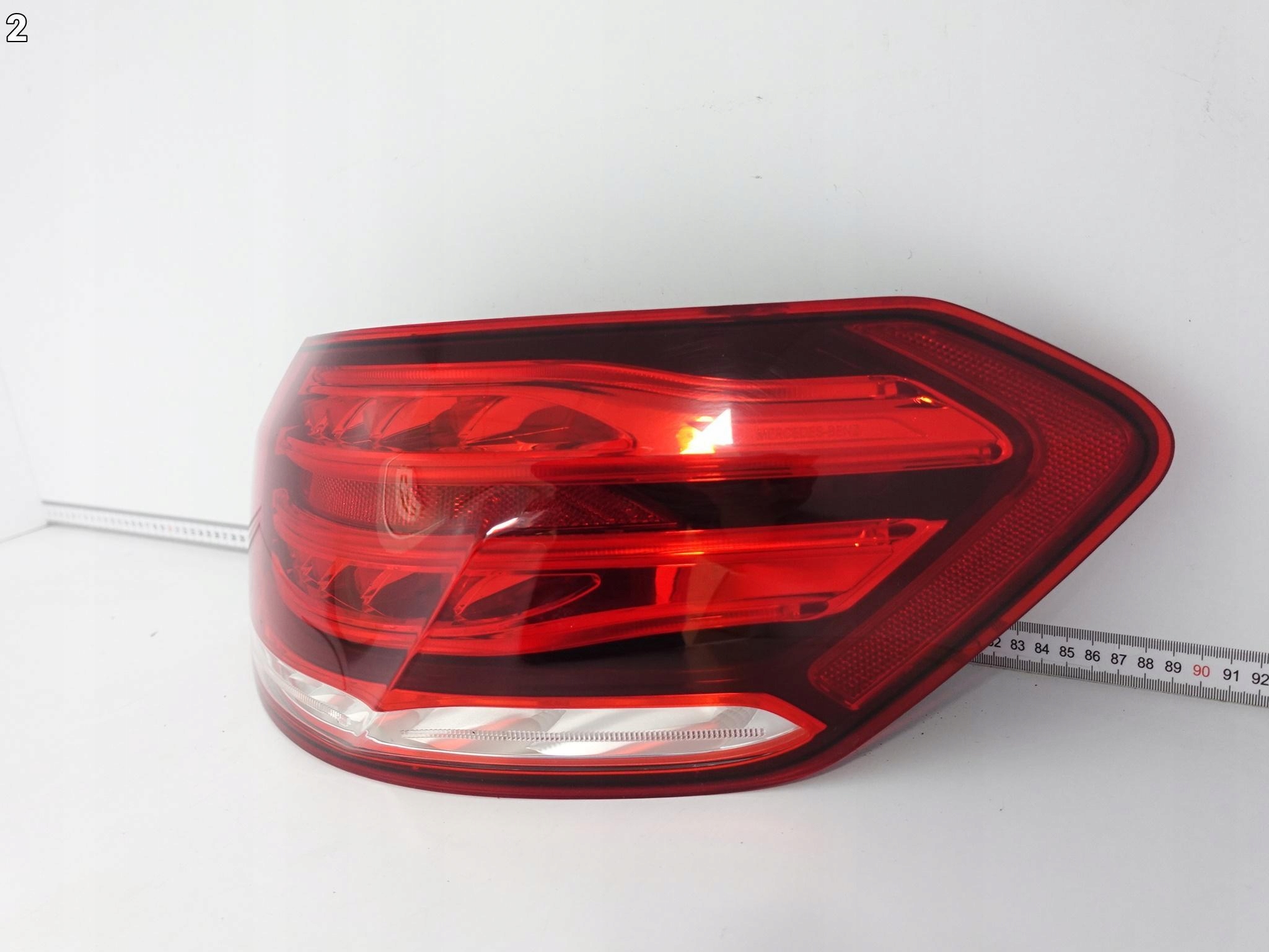 MERCEDES E-KLASA W212 SEDAN LIFT MOPF 12-16 LAMPA LED PRAWA TYŁ EUROPA MERCEDES E-KLASA W212 SEDAN LIFT MOPF 12-16 LAMPA LED PRAWA TYŁ EUROPA - obrazek 3