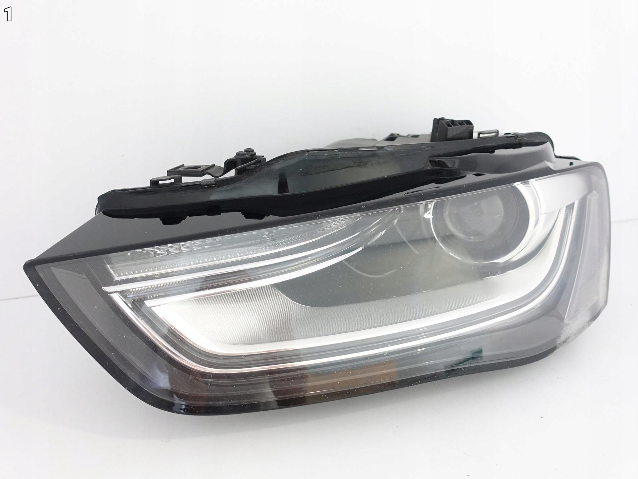AUDI A4 S4 RS4 8K0 B8 LIFT 11-14 LAMPA XENON + LED NIESKRĘTNA LEWA EU AUDI A4 S4 RS4 8K0 B8 LIFT 11-14 LAMPA XENON + LED NIESKRĘTNA LEWA EU - obrazek 2