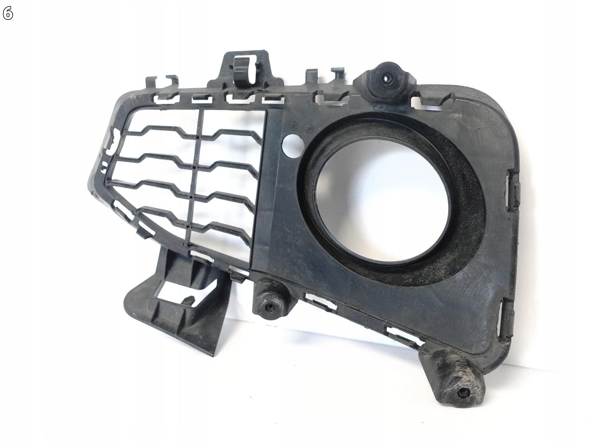 BMW 4 F32 F33 F36 M-PAKIET LCI 13-21 KRATKA HALOGENU W ZDERZAK PRAWA PRZÓD BMW 4 F32 F33 F36 M-PAKIET LCI 13-21 KRATKA HALOGENU W ZDERZAK PRAWA PRZÓD - obrazek 7
