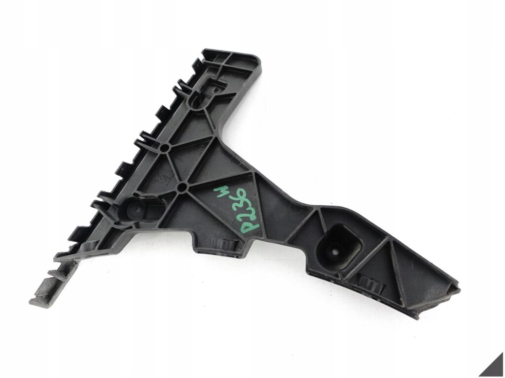 AUDI Q5 8R0 LIFT 08-16 ŚLIZG ZDERZAKA MOCOWANIE UCHWYT LEWY TYŁ AUDI Q5 8R0 LIFT 08-16 ŚLIZG ZDERZAKA MOCOWANIE UCHWYT LEWY TYŁ