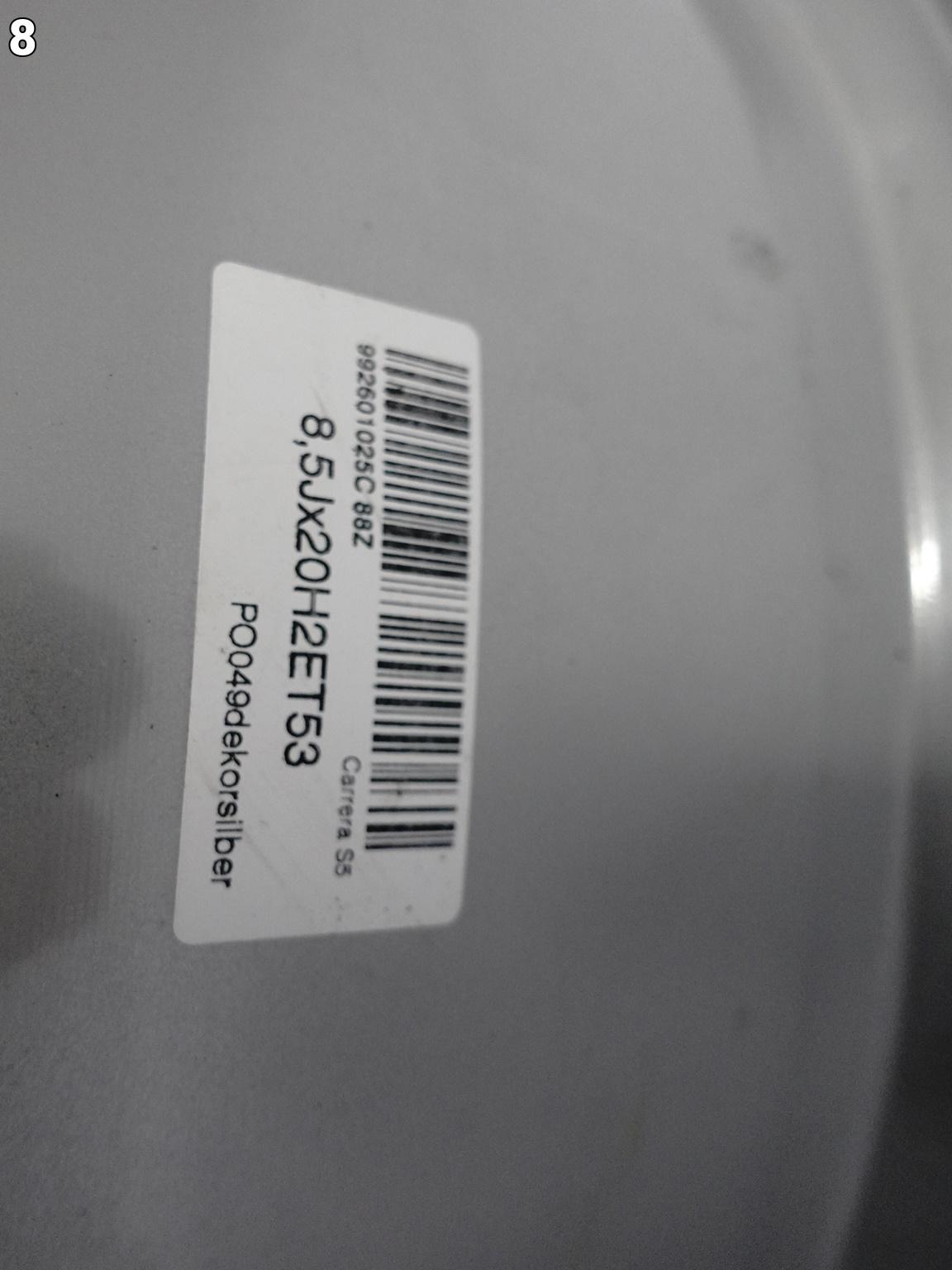 PORSCHE 911 992 CARRERA S FELGA ALUFELGA 8,5Jx20 ET53 5×130 88Z 992601025C PORSCHE 911 992 CARRERA S FELGA ALUFELGA 8,5Jx20 ET53 5x130 88Z 992601025C - obrazek 9
