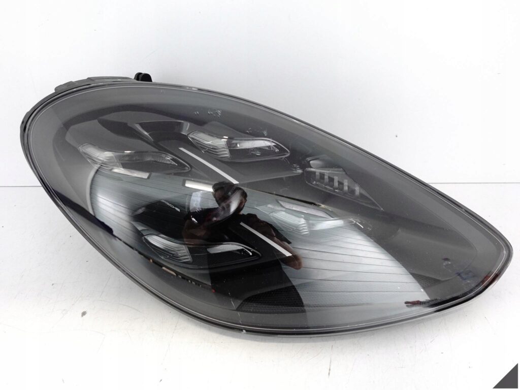 PORSCHE PANAMERA II 973 971 16- LAMPA FULL LED MATRIX PRAWA PRZÓD EUROPA PORSCHE PANAMERA II 973 971 16- LAMPA FULL LED MATRIX PRAWA PRZÓD EUROPA