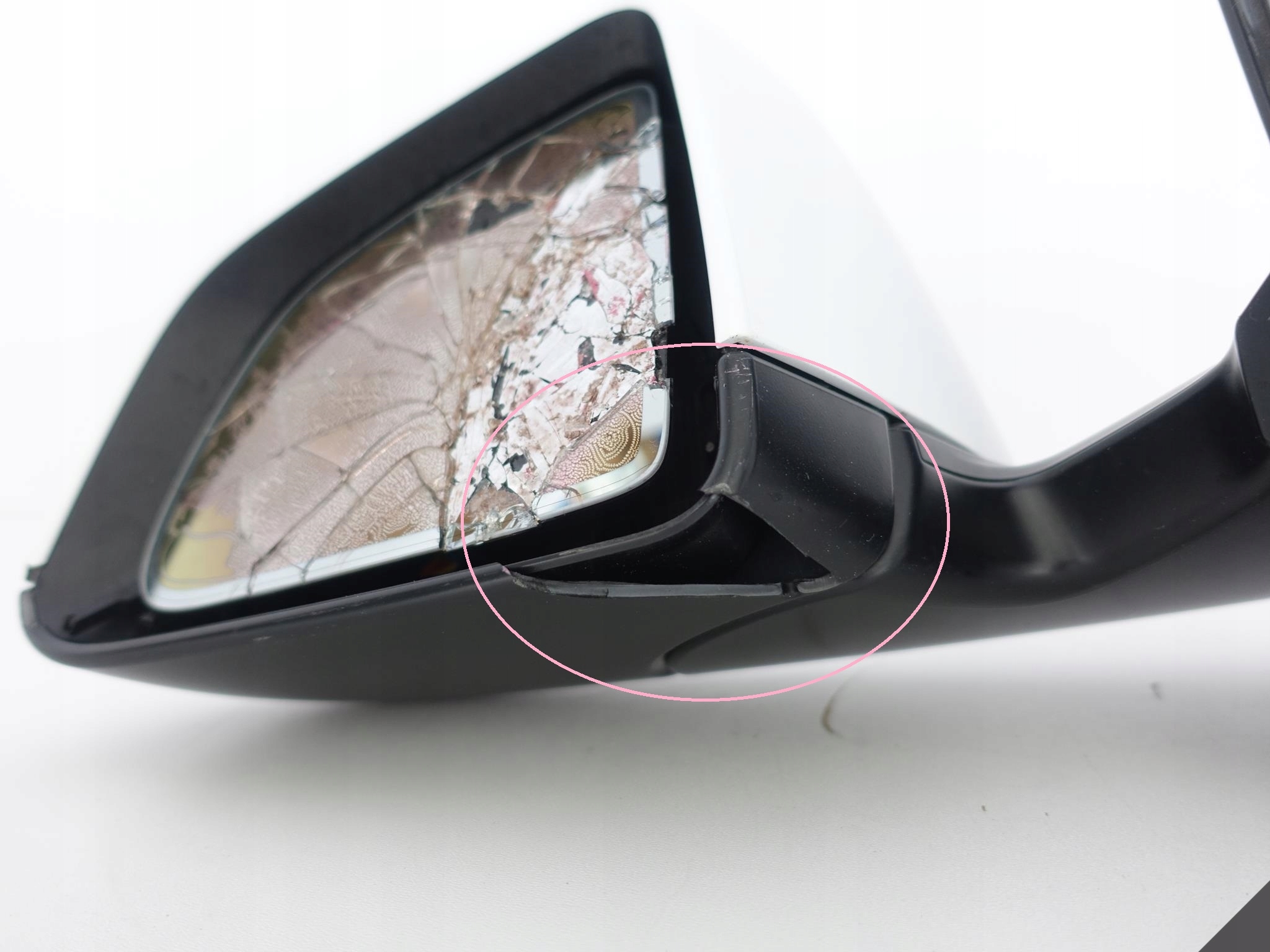 TESLA MODEL Y 20- LUSTERKO LEWE EUROPA 10PIN USZK. TESLA MODEL Y 20- LUSTERKO LEWE EUROPA 10PIN USZK. - obrazek 7