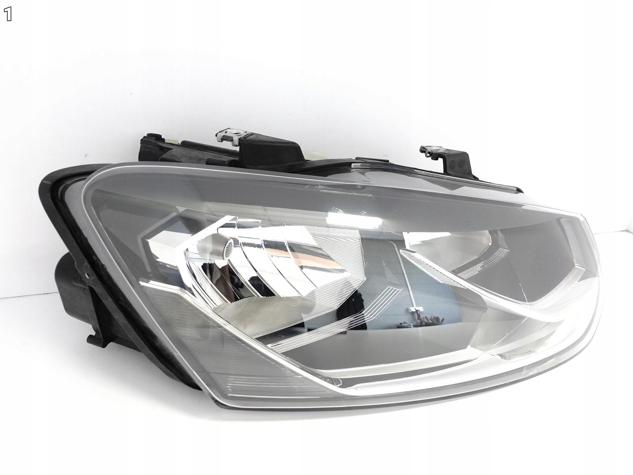 VW POLO V 5 6C1 LIFT 14-17 ZWYKŁA H7 LAMPA PRAWA EU VW POLO V 5 6C1 LIFT 14-17 ZWYKŁA H7 LAMPA PRAWA EU - obrazek 2