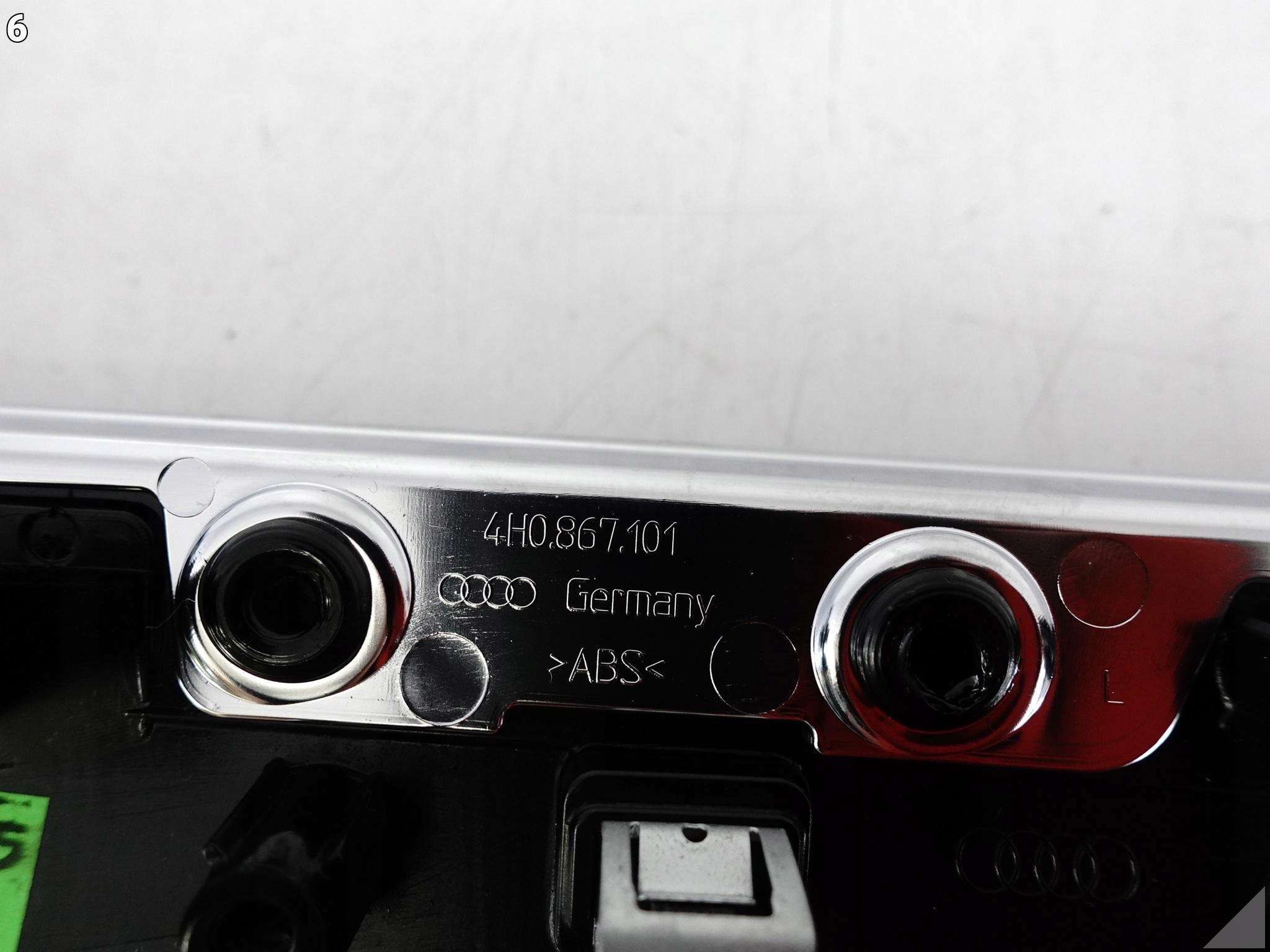 AUDI A8 S8 4H0 D4 LIFT 13-17 LISTWA DEKOR DRZWI LEWA PRZÓD KLAMKA GQ2 AUDI A8 S8 4H0 D4 LIFT 13-17 LISTWA DEKOR DRZWI LEWA PRZÓD KLAMKA GQ2 - obrazek 7
