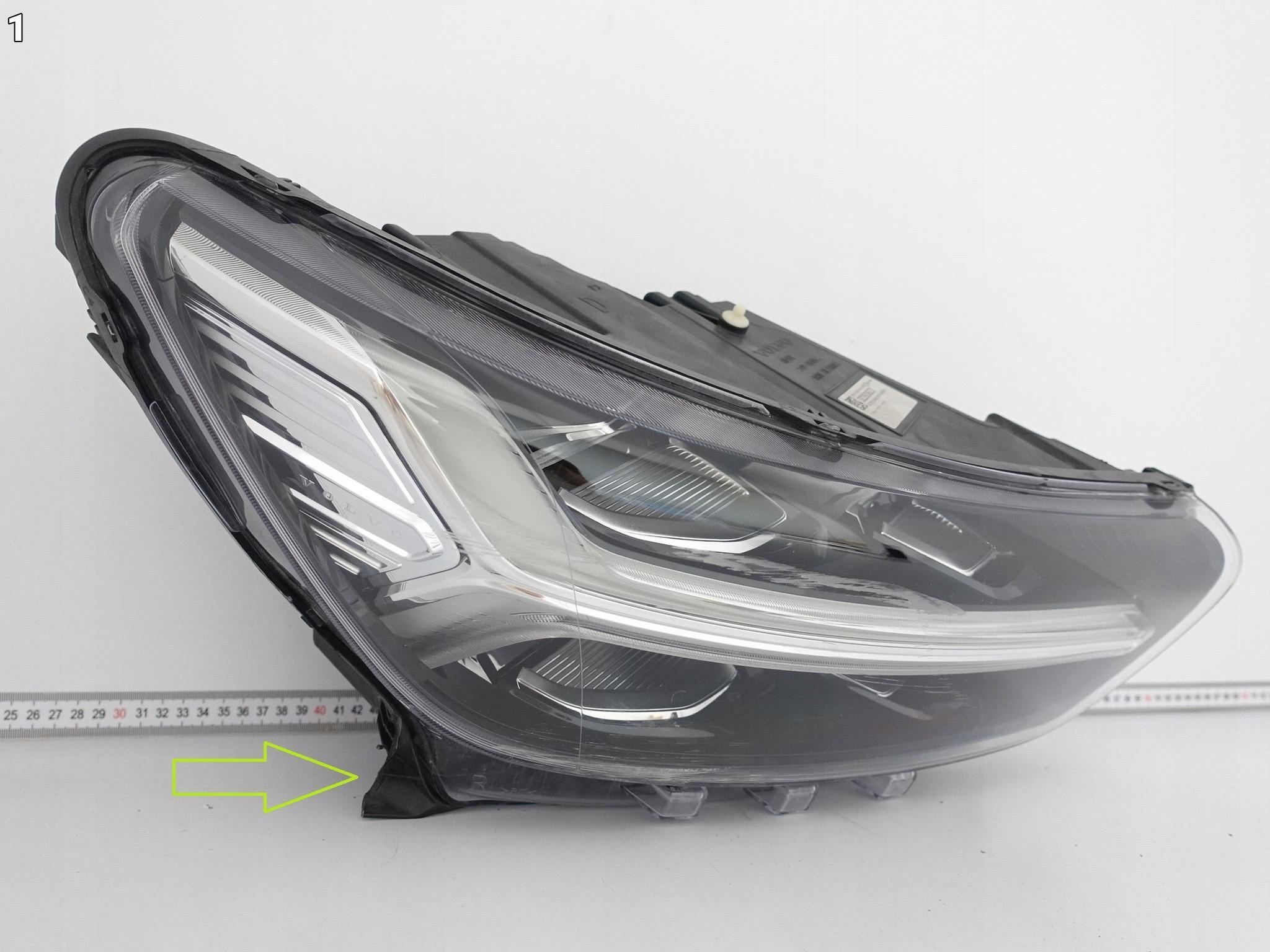 VOLVO XC40 17-22 LAMPA FULL LED MID DTD PRAWA PRZÓD EUROPA VOLVO XC40 17-22 LAMPA FULL LED MID DTD PRAWA PRZÓD EUROPA - obrazek 2