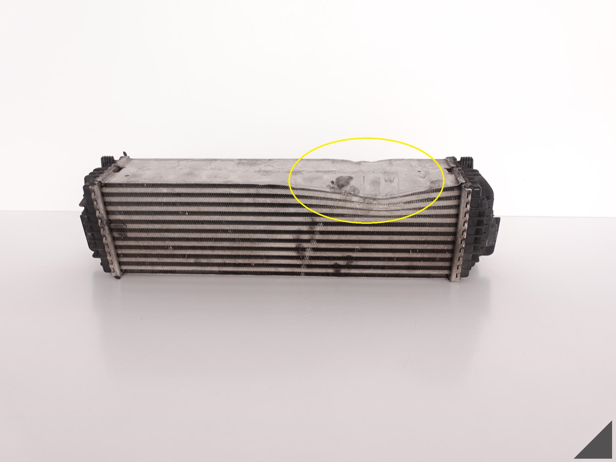 BMW X5 F15 E70 X6 F16 E71 CHŁODNICA INTERCOOLER BMW X5 F15 E70 X6 F16 E71 CHŁODNICA INTERCOOLER - obrazek 5