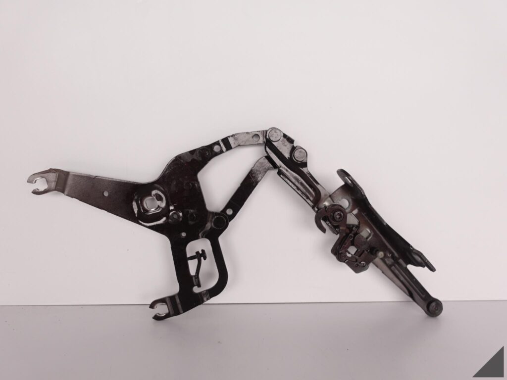 BMW X5 F15 X6 F16 13-18 ZAWIAS MASKI LEWY