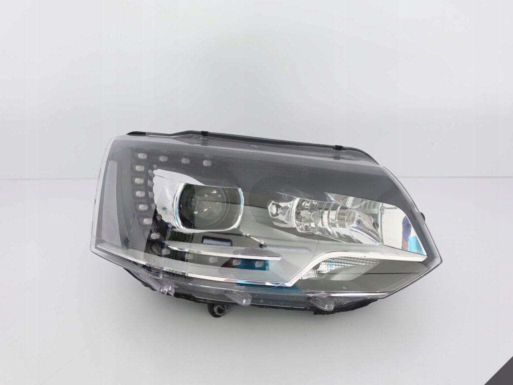 VW T5 7E1 LIFT 09-15 LAMPA XENON+LED PRAWA EUROPA VW T5 7E1 LIFT 09-15 LAMPA XENON+LED PRAWA EUROPA