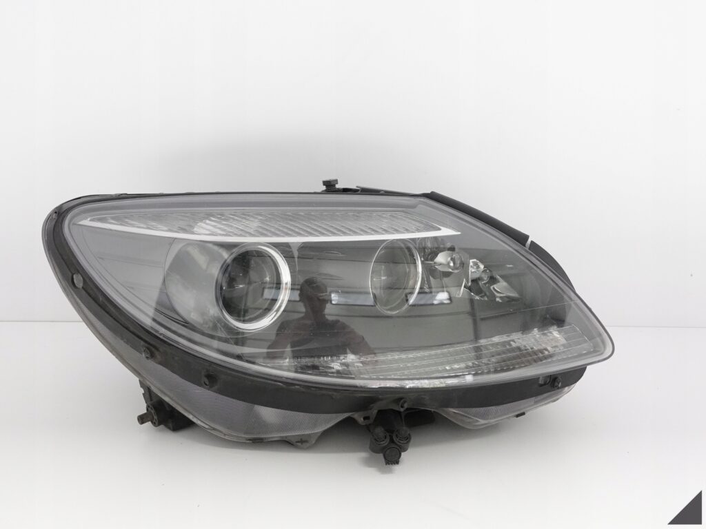 MERCEDES CL C216 AMG 63 06-10 XENON LAMPA CZARNA MERCEDES CL C216 AMG 63 06-10 XENON LAMPA CZARNA
