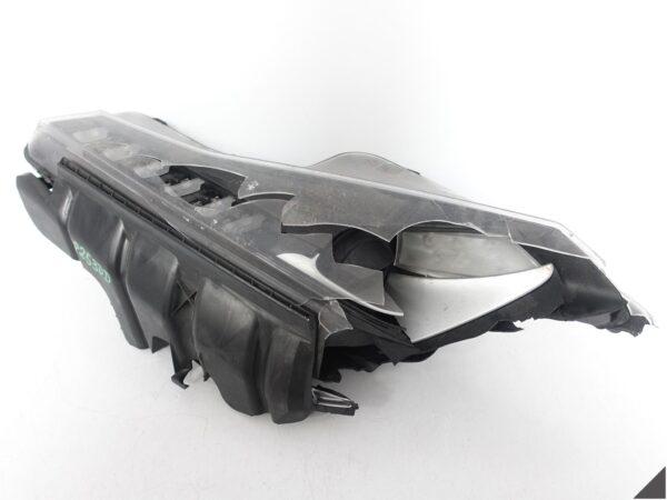 FERRARI 488 GTB SPIDER F142 LAMPA XENON + LED PRAWA PRZÓD EUROPA USZKODZONA FERRARI 488 GTB SPIDER F142 LAMPA XENON + LED PRAWA PRZÓD EUROPA USZKODZONA