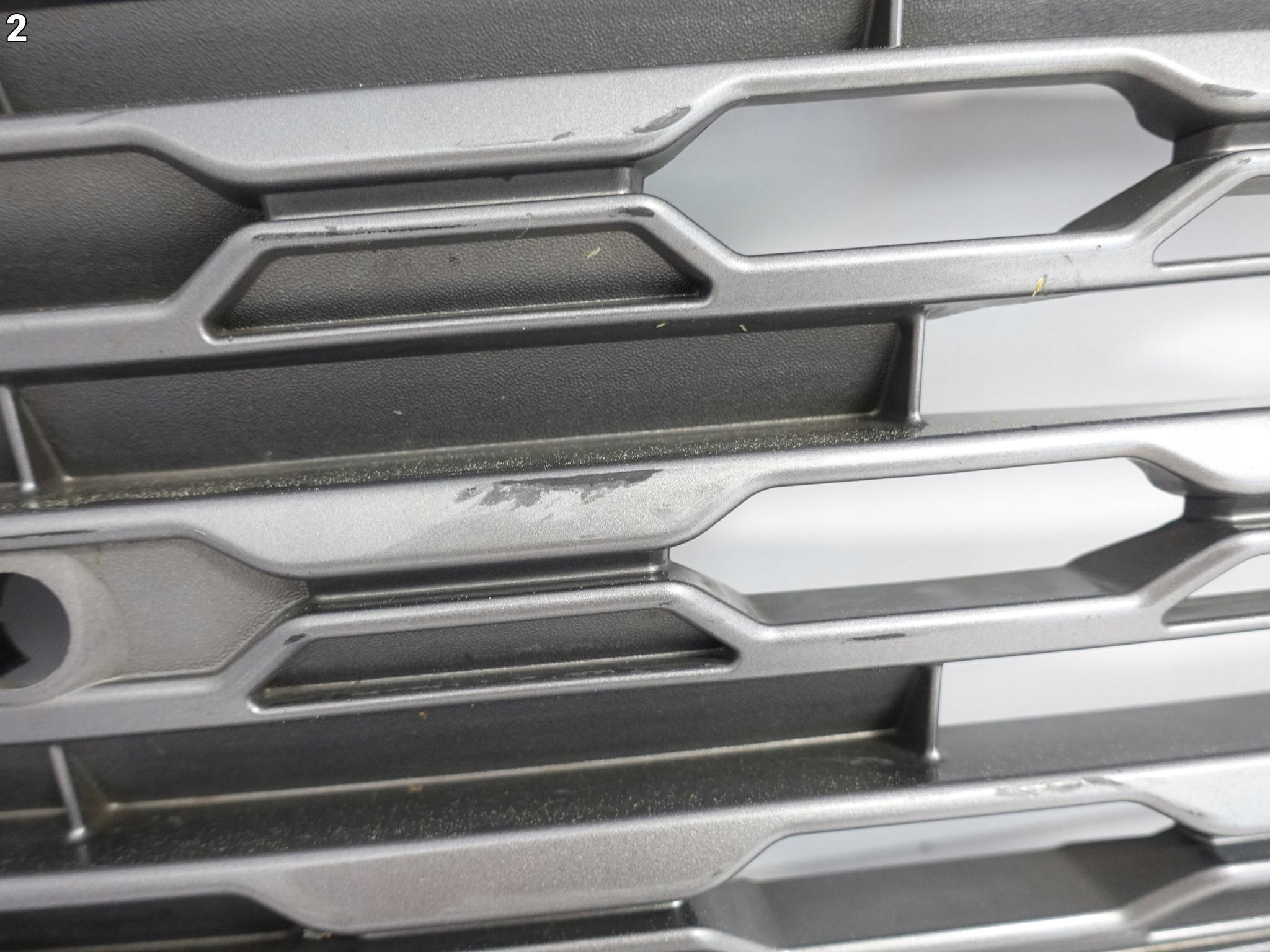 TOYOTA RAV4 V 5 19- GRILL ATRAPA KRATKA W ZDERZAK TOYOTA RAV4 V 5 19- GRILL ATRAPA KRATKA W ZDERZAK - obrazek 3