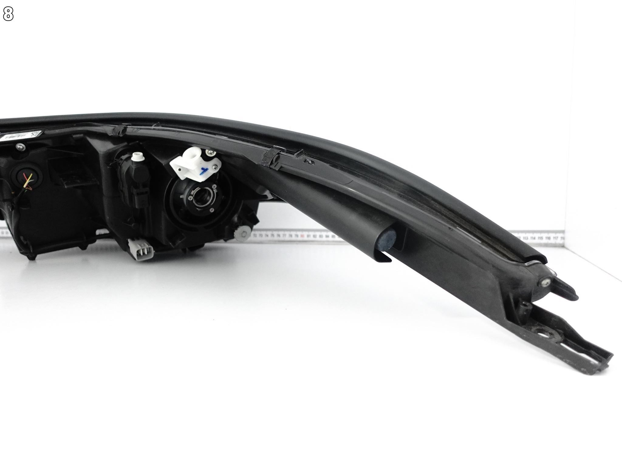 TOYOTA C-HR CHR 16-19 LAMPA PRAWA ZWYKŁA SOCZEWKA + LED EUROPA TOYOTA C-HR CHR 16-19 LAMPA PRAWA ZWYKŁA SOCZEWKA + LED EUROPA - obrazek 9