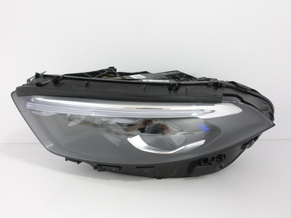 MERCEDES A-KLASA W177 V177 LIFT MOPF 23- LAMPA FULL LED MULTIBEAM LEWA EU MERCEDES A-KLASA W177 V177 LIFT MOPF 23- LAMPA FULL LED MULTIBEAM LEWA EU