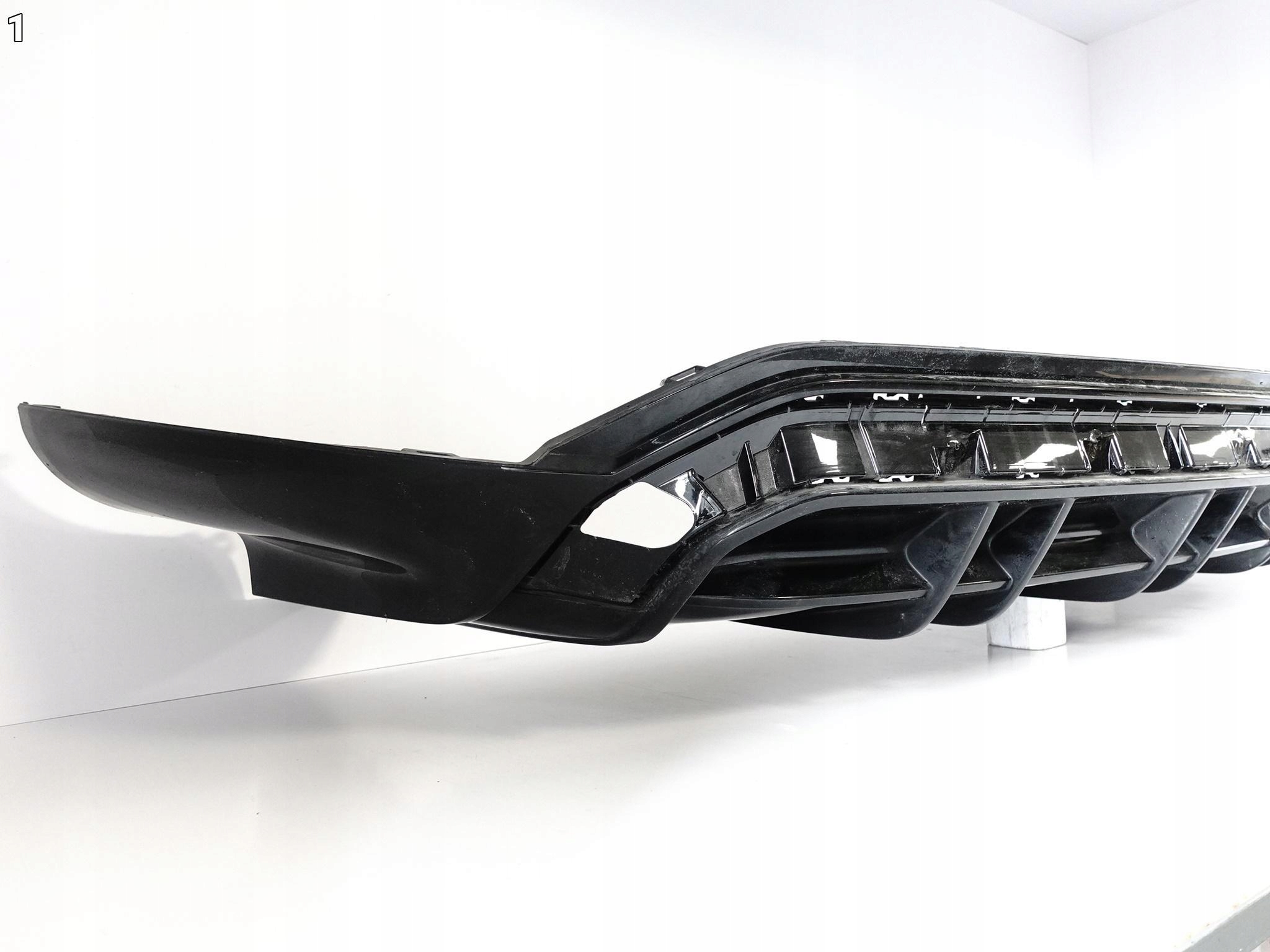 AUDI E-TRON GT 4J3 20- SPOILER DYFUZOR W ZDERZAK TYŁ AUDI E-TRON GT 4J3 20- SPOILER DYFUZOR W ZDERZAK TYŁ - obrazek 2
