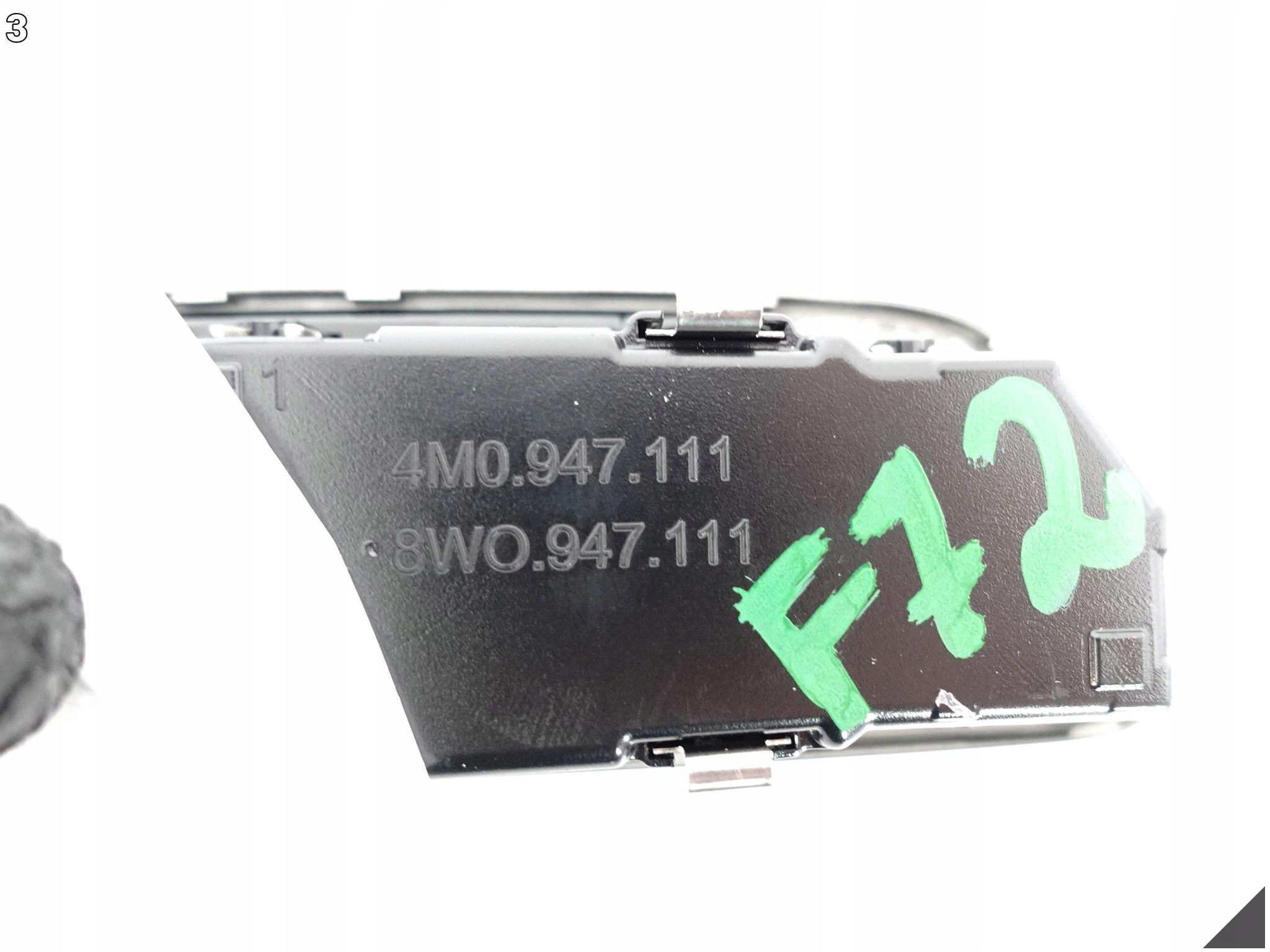 AUDI A5 S5 8W6 8W8 F5 A4 8W0 B9 OŚWIETLENIE WEWNĘTRZNE LED TYŁ 8W0947111 AUDI A5 S5 8W6 8W8 F5 A4 8W0 B9 OŚWIETLENIE WEWNĘTRZNE LED TYŁ 8W0947111 - obrazek 4